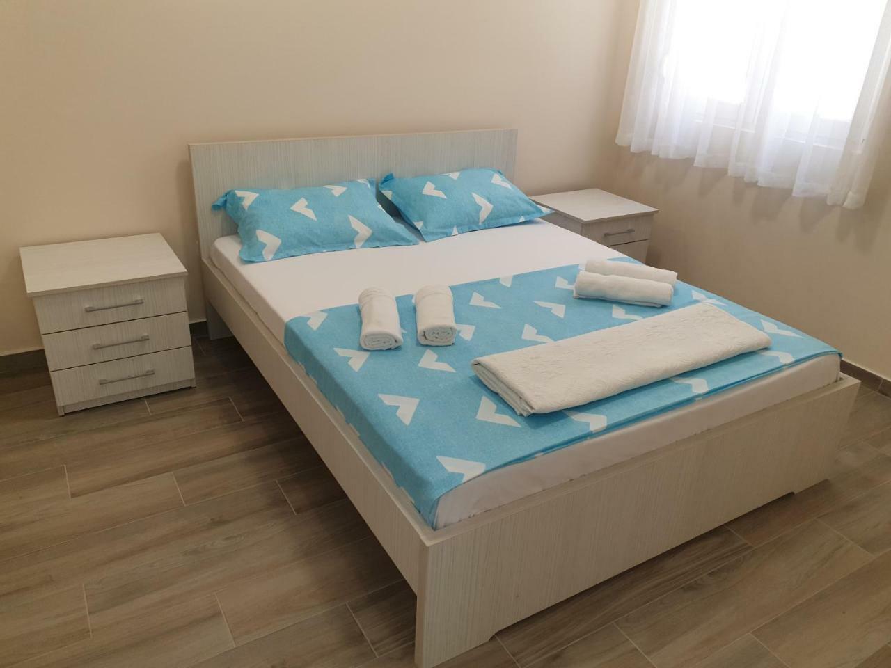 Apartments Jadran ティヴァト エクステリア 写真